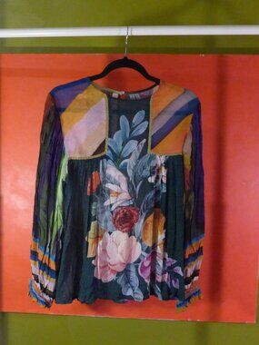 Blank London, Size M, Like New, No Tag, Woman's Blouse, Long Sleeve, Floral